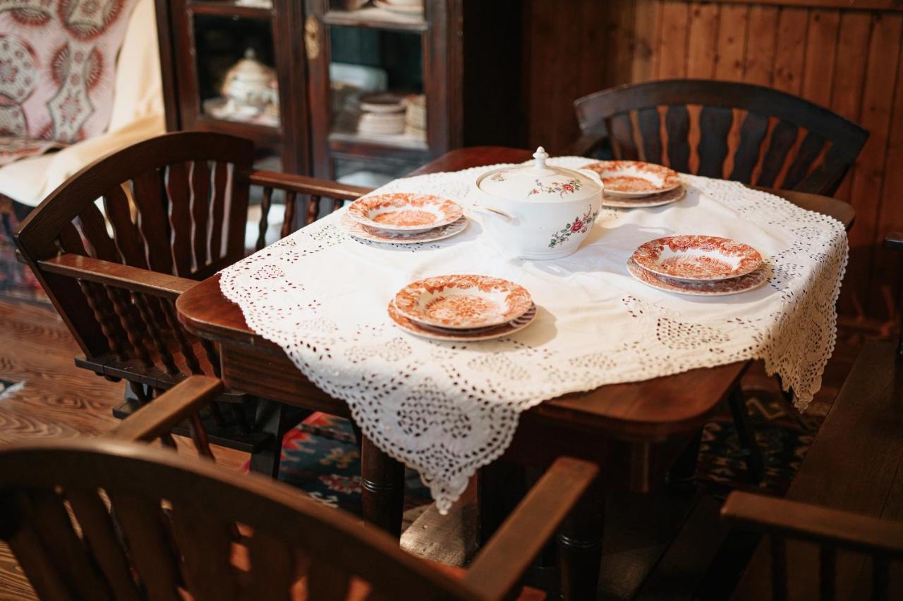Willa Tradicionalna Kuca Biljkinog Oca Lug Zewnętrze zdjęcie
